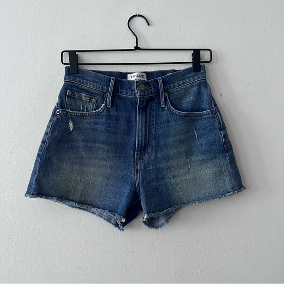 Frame Le Vintage Short Denim Shorts in Superstition Wash - Picture 1 of 6